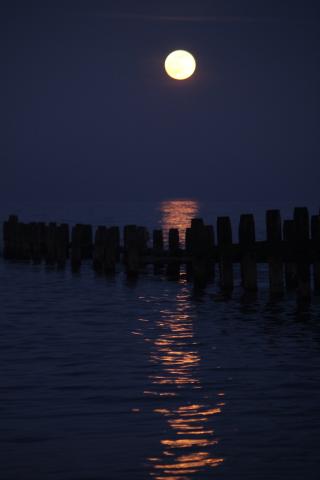 Moon Rise North Beach Lowestoft