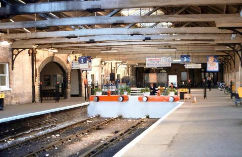  Station