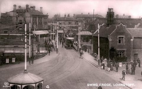  Swing bridge c1912 CREDIT:Russell Walker