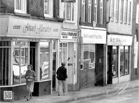  CREDIT:BurtCollyer 51 high st Strands