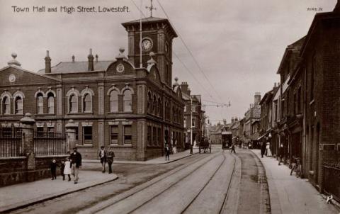  The Town Hall and High Street in 1905. Photo Credit: Alice Taylor